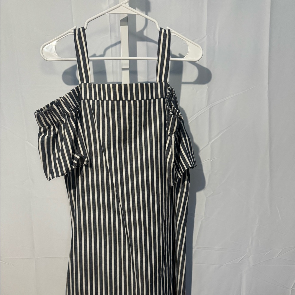 Nine West Gray and White Striped Dress Size 6